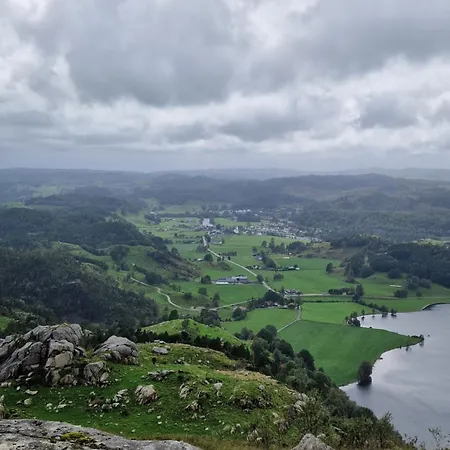 شقة At Bjerkreimselva
