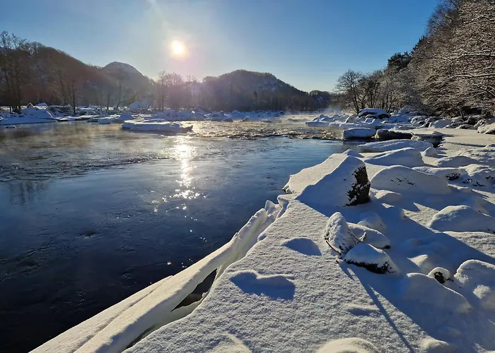 At Bjerkreimselva アパート