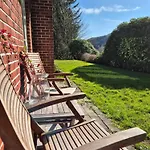 At Bjerkreimselva Apartment